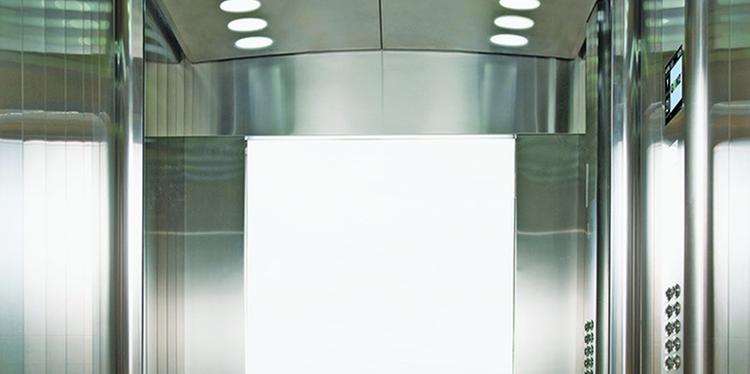 Indústria de elevadores aposta em serviços enquanto espera retomada